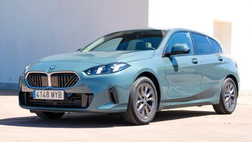 BMW, Cupra, Nuevo BMW Serie 1 2025: Sport Collection, M, ultraequipado… ¡ojo, CUPRA León!