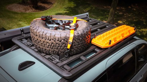 Konsep Van Overlanding Chrysler Miliki Lencana Terkeren