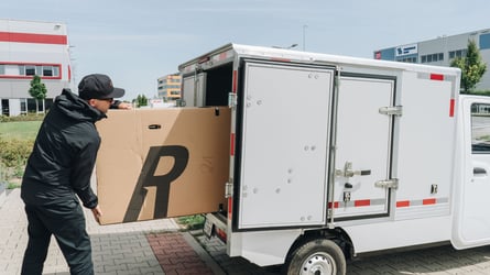 MINI, Ari 458 Pro Surprises As A Mini-Camper.