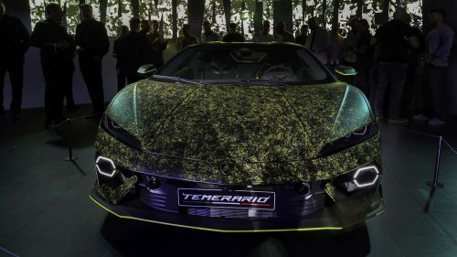 In diesem Lamborghini Temerario stecken 320 Stunden Handlackierung