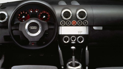 Mercedes, BMW, Audi, Bos Desain Mercedes Kecam Interior Baru BMW dan Audi