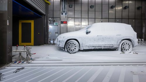 Der neue Mercedes GLB hat drei Bildschirme und sieben Sitze