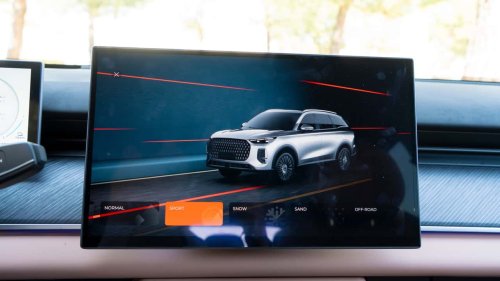 EBRO s900 2026: probamos el SUV español que quitará ventas premium