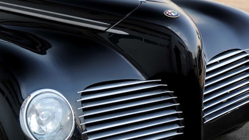 Touring cumple 100 años: recordamos sus coches legendarios