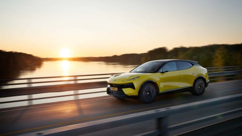 Lotus, Au Canada, la Lotus Eletre peut coûter deux fois moins cher