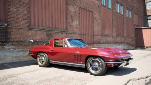 Expert Says Dealerships Are Preparing for a Major 'Market Correction' That'll See Car Prices Change by 30%