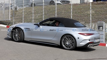 Mercedes-AMG GT, Mercedes-AMG GT und SL: Facelift für 2027 erneut erwischt