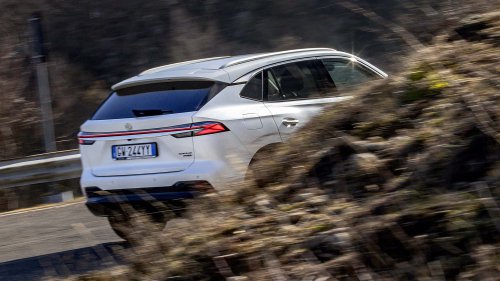 Nuevo MG HS 2025: ni Hybrid+, ni PHEV… ¡25.990 €, no financio, no entrego coche!