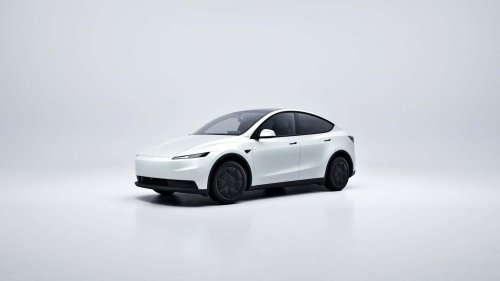 Mazda CX-6e vs. Tesla Model Y: comparativa de SUV eléctricos