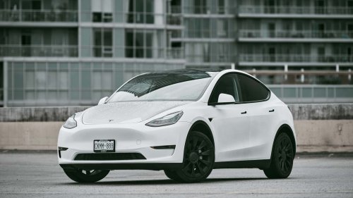 Tesla revoit la conception de ses poignées après des cas de personnes bloquées dans la voiture