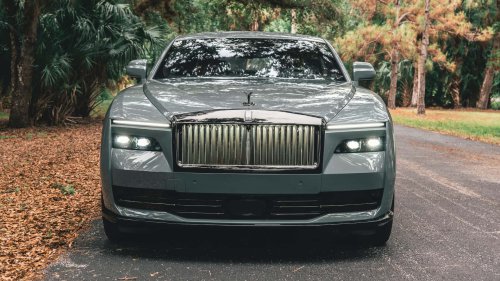 Review Rolls-Royce Spectre Black Badge