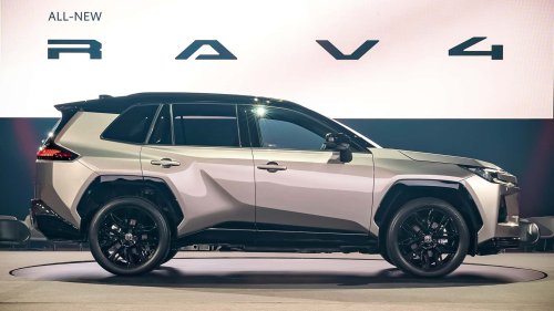 Jeep Compass vs. Toyota RAV4: Beliebte SUVs im Vergleich