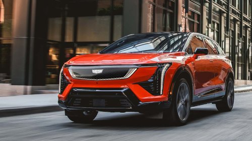 Cadillac, Cadillac Bertaruh Besar di Mobil Listrik dan Membuahkan Hasil