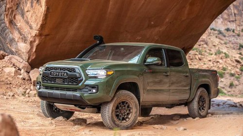 Toyota, Toyota Tacoma, 'I Used to See That All the Time:' Toyota Tacoma Driver Changes His Air Filter. Then He Pulls the Old One Out