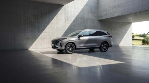 MG, MG tiene un SUV familiar de 7 plazas: el MGS9 PHEV 2026