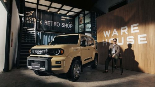 Toyota, Toyota FJ Cruiser, Toyota Gives The New FJ Cruiser A Retro Makeover You Can't Buy