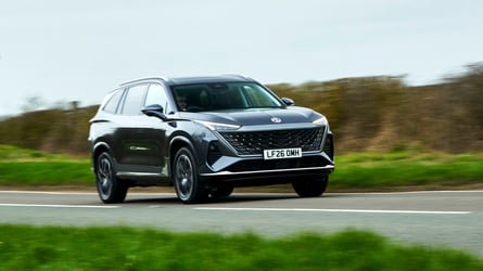 Omoda, JAECOO y EBRO, boquiabiertos con el precio del nuevo MG PHEV