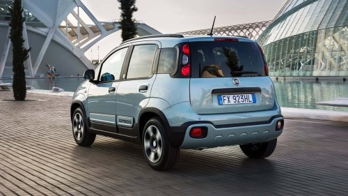Los 10 coches con etiqueta Eco más baratos