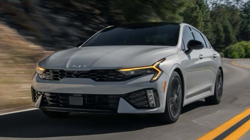 Kia, 'So Apparently Recalls Are Optional Now:' Woman Buys New Kia. 4 Days Later, It Begins Giving Out When She Hits 60 Mph
