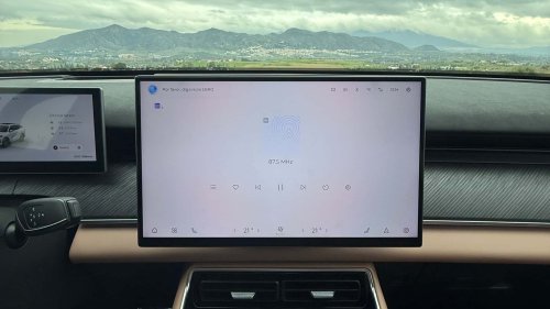 EBRO s900 PHEV 4x4, primera prueba del SUV 7 plazas de la firma española