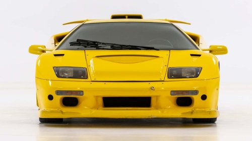 VW Secretly Stuffed A W16 Engine In A Lamborghini Diablo