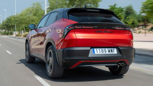 Alfa Romeo Junior, en oferta: Audi Q2 y Lexus LBX, mucho más caros