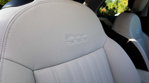 The New Fiat 500 With a Gas Engine Is Never In a Hurry