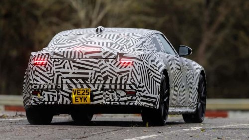 Jaguar, La Jaguar Type 00 reçoit 3 moteurs avec 1 000 ch et une batterie de 120 kWh