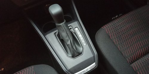 Fungsi dan Pengaturan Gigi S Pada Mobil Matic: Kenali Sport Mode Anda