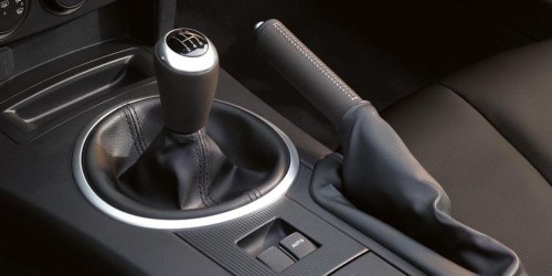 Penyebab Rem Tangan Mobil Tidak Bisa Diturunkan dan Solusinya