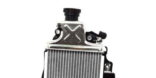 Menjaga Suhu Mesin Tetap Ideal Saat Berkendara Jauh di Cuaca Panas: Tips Penting