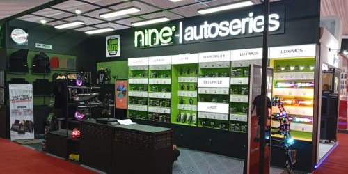 Bukan Cuma Lampu, Nine Autoseries Bawa Inovasi Karpet Mobil Anti-Bakteri ke GIIAS 2025