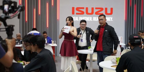 Ludes Sebulan! Isuzu TRAGA 50th Special Edition Habis Terjual Usai Launching di GIIAS 2025