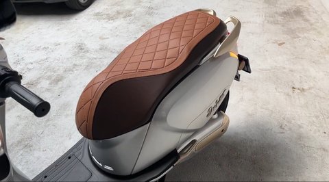 Rasa Berkendara Motor Listrik Smoot De Sultan Bogor-Jakarta, Aman Tanpa Tukar Baterai