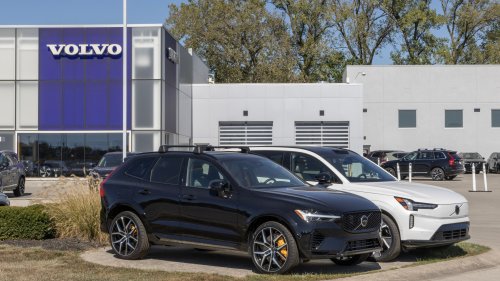 BMW leads luxury sales race over Lexus, Mercedes after tough Q1
