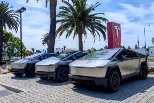 Tesla Sold Only 173 RWD Cybertrucks In Two Years