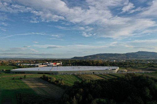 BMW Group &amp; Rimac Technology Cooperate on Innovative High-Voltage Battery for the BMW i7