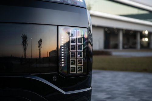 Hyundai Unveils 2027 IONIQ 9 AWD Performance Calligraphy Black Ink Model