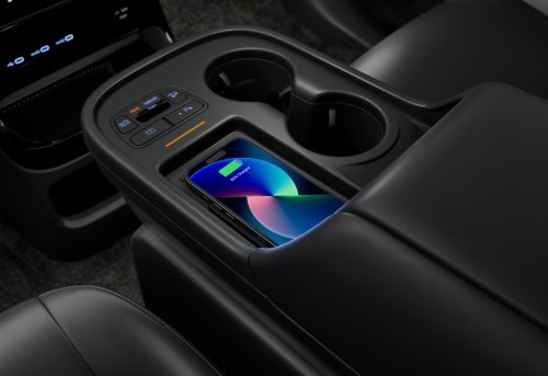 Hyundai Unveils 2027 IONIQ 9 AWD Performance Calligraphy Black Ink Model