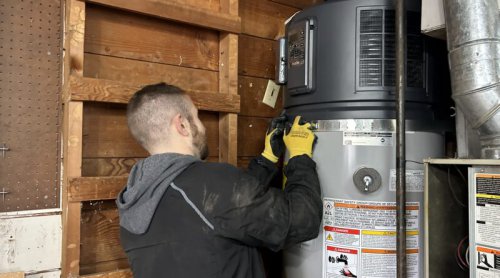 Heat Pump Water Heater Training for Earth Day with 12 Manufacturers