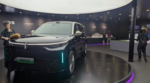 Chinese Brands Project Confidence at the Beijing Auto Show: Large Premium SUVs (Gallery)