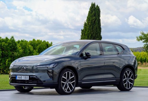 Volvo, First Drive of the Fully Electric Volvo EX60 — CleanTechnica Field Trip
