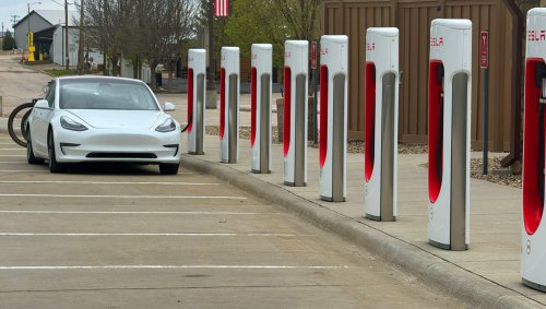 Cross Country Road Trip in an Old Tesla Model 3