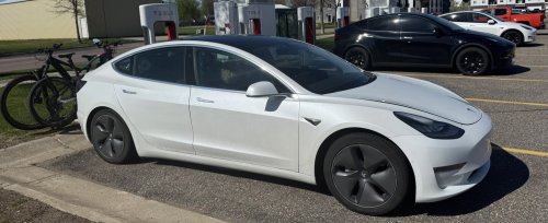 Tesla, Cross Country Road Trip in an Old Tesla Model 3