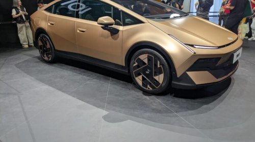 Legacy Automakers Pivot On Their Legacies At Auto China