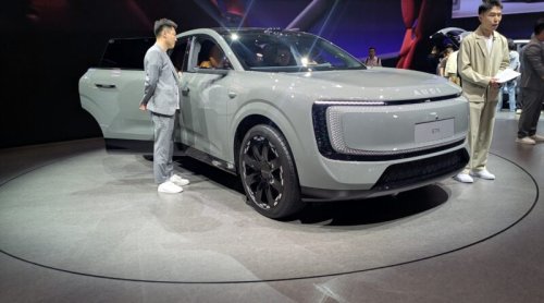 Legacy Automakers Pivot On Their Legacies At Auto China