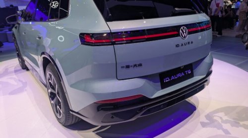 Legacy Automakers Pivot On Their Legacies At Auto China