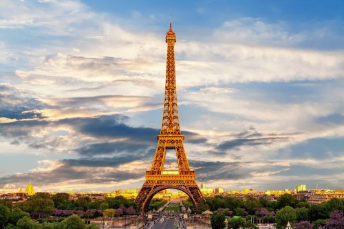France Plans to Double Domestic Electricity Production Share