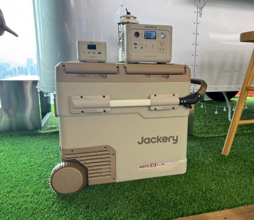 Jackery Finds A Partner in the Red Cross — CleanTechnica Field Trip