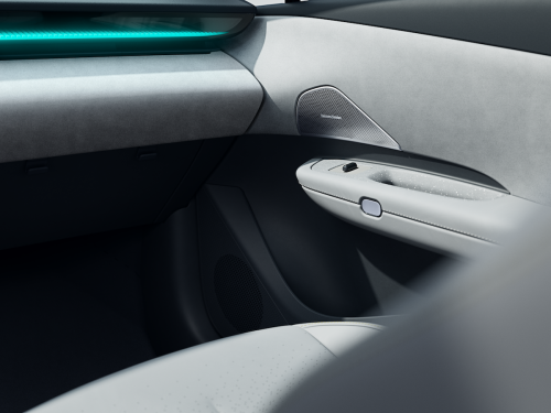 Lynk &amp; Co Introduces Model Year 2027 Update for the 02